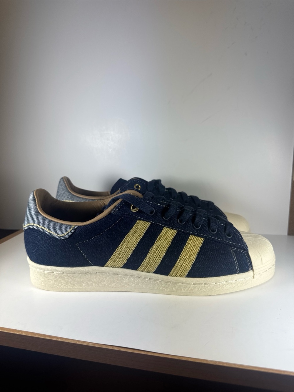 Adidas Superstar 82 Denim Men’s Size 9.5 Sneakers Navy Blue Cream